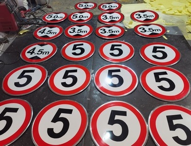 湖北湖北限速交通标牌厂家